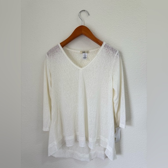 NWT Camille & Co White Ivory V-Neck Blouse Women’s Size Large - Picture 3 of 6